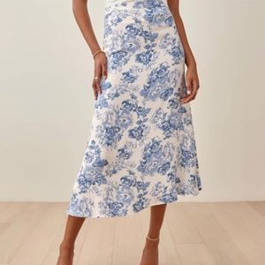 NWT Reformation Bea Midi Skirt in Olympia blue Size 0